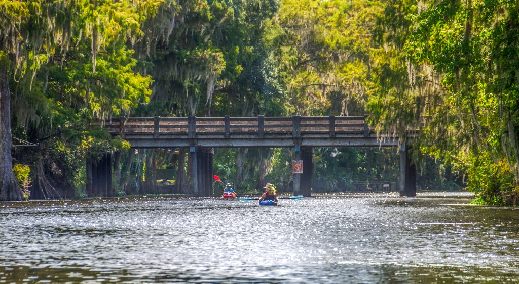 Paddling to Cross Creek Bridge